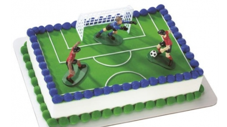 fodbold tema, fodbold fødselsdag, fodbold invitation, fodbold fødselsdag invitation, fødbold kage, kage fødbold, fødselsdagskage fodbold, fodbold fødselsdagskage, fodboldtbane kage, bageform fodbold, fodbold lyd, fodbold kagelys,
