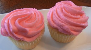lyserøde cupcakes, prinsessefødselsdag, prinsesse fødselsdag
